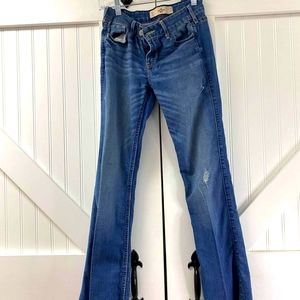 Hollister Jean's